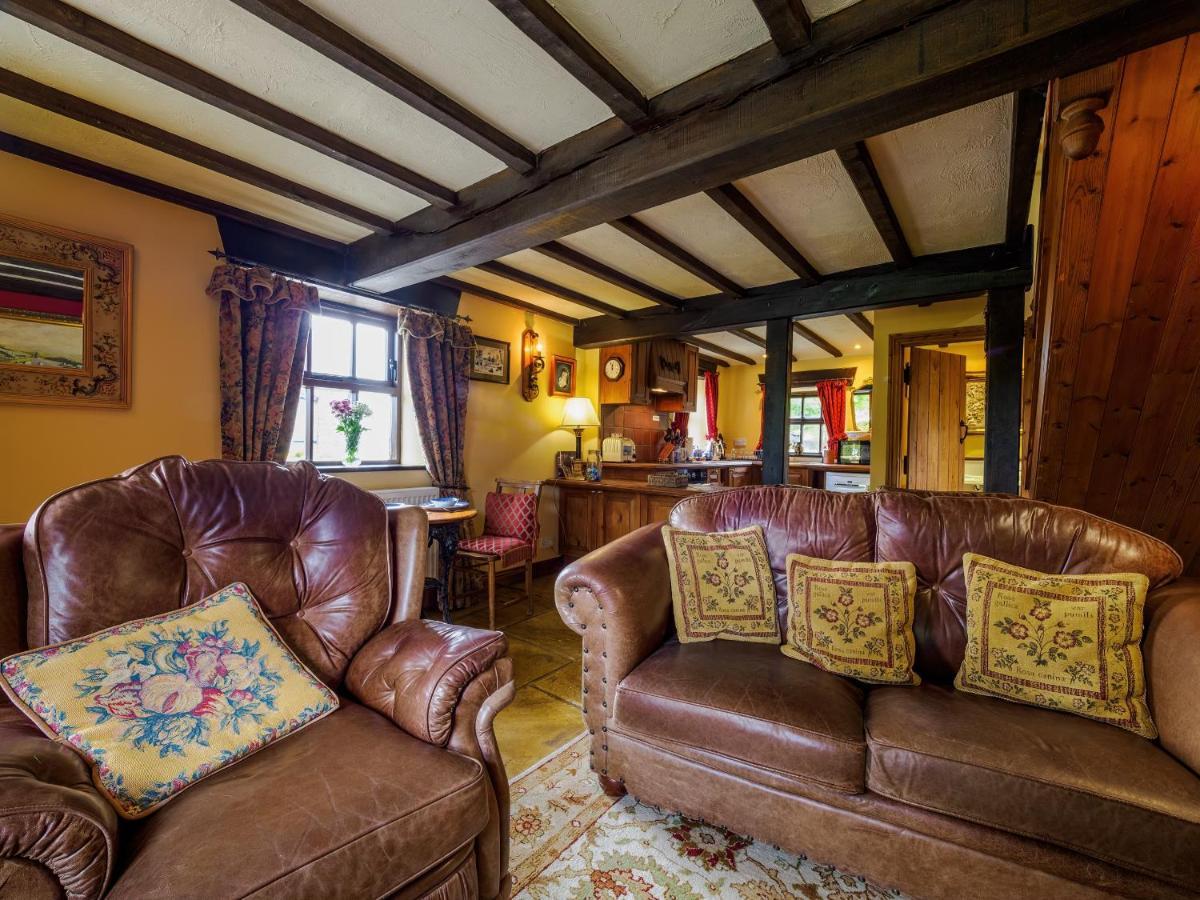 Sweet Knoll Cottage バクストン エクステリア 写真