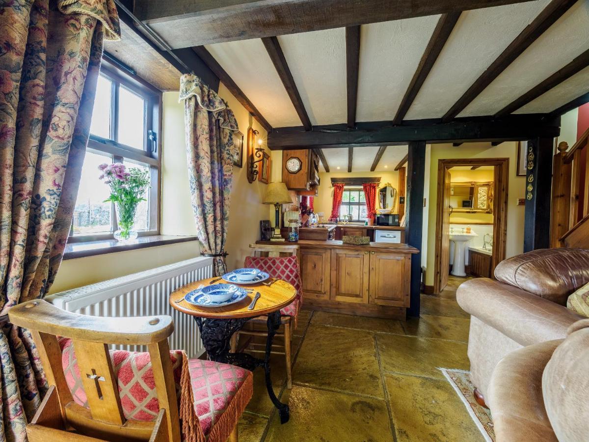 Sweet Knoll Cottage バクストン エクステリア 写真